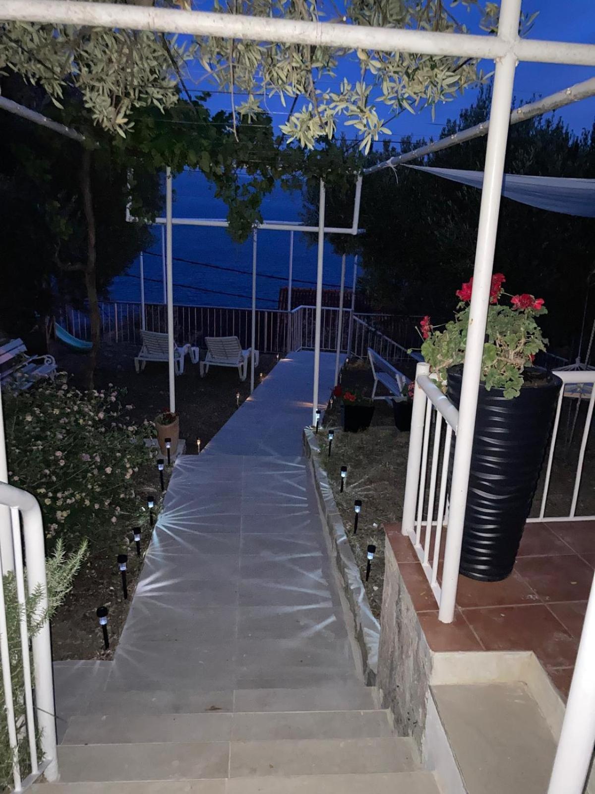 Apartment Panorama - Amazing Sea View, Newly Renovated Dugi Rat Exterior foto